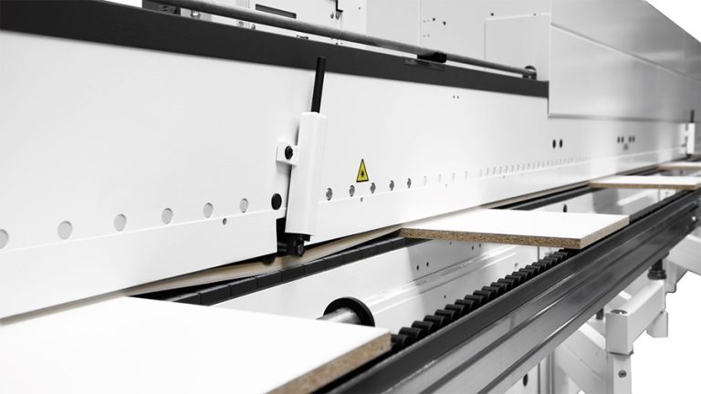 לעמוד מכונות קנטים