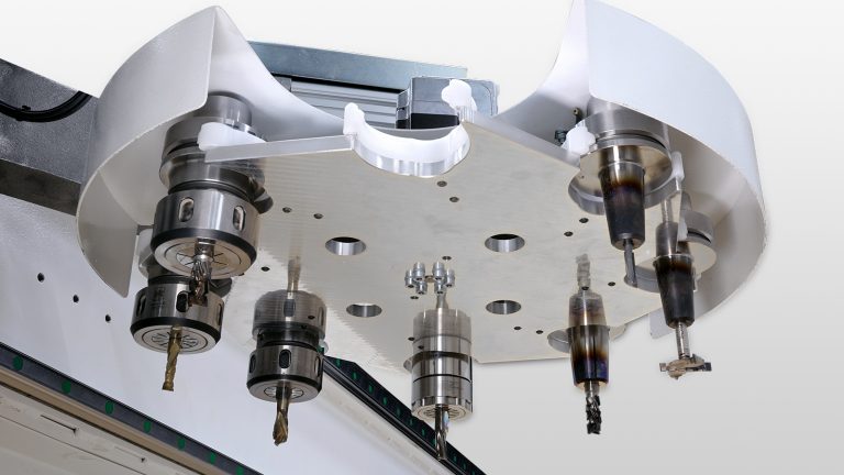 מחליף כלים 8 מקומות נוסע עם המכונה