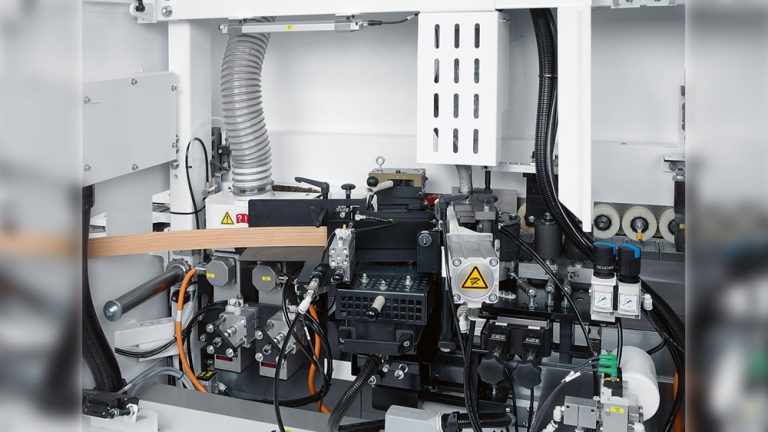 הדבקת קנטים חדשנית ע"י אוויר חם לגימור מושלם