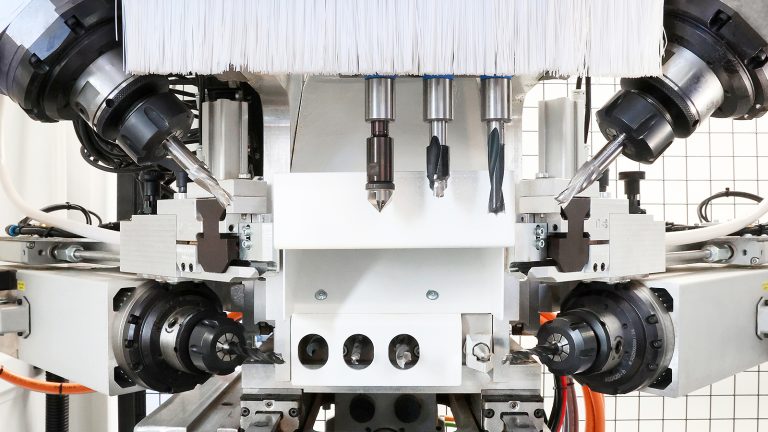 special configurtion for inclined processing - drilling and dowelling at angles from 42° to 45°